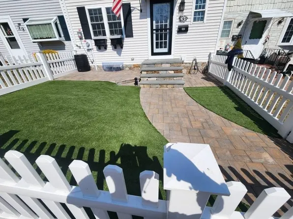 30 Warebrook Vlg #30, Ware, MA 01082