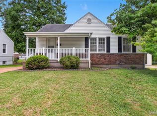 1155 Saint Matthew Dr, Florissant, MO 63031