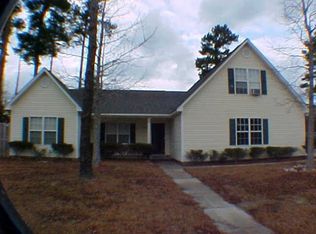 200 Hedingham Ln, Wilmington, NC 28412