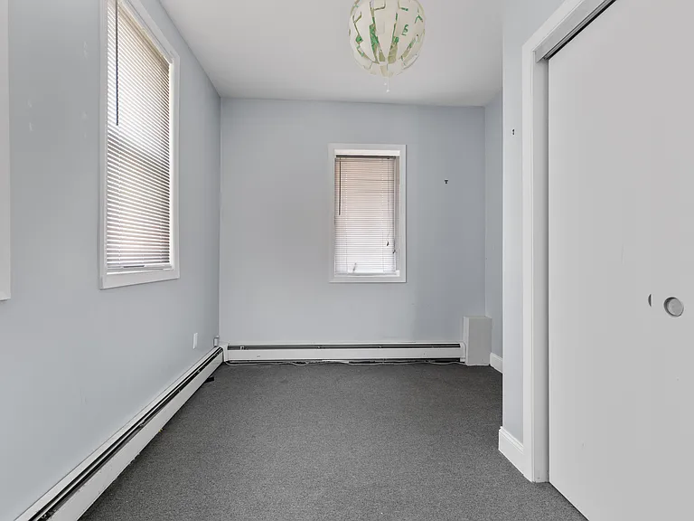 116 Riverside Blvd #1 — Photo 22