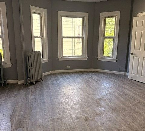 5th image of 4 Burton Ave APT 1