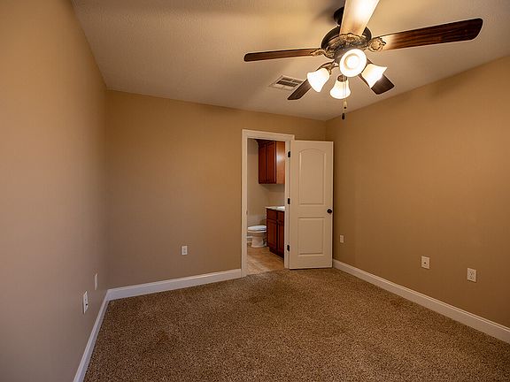 3810-COMMON-STREET-UNIT-3-bedroom2_10012025