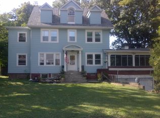 36155 Portage Dr, Eastlake, OH 44095