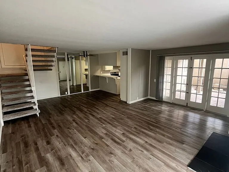 8126 Camino Tranquilo — Photo 4