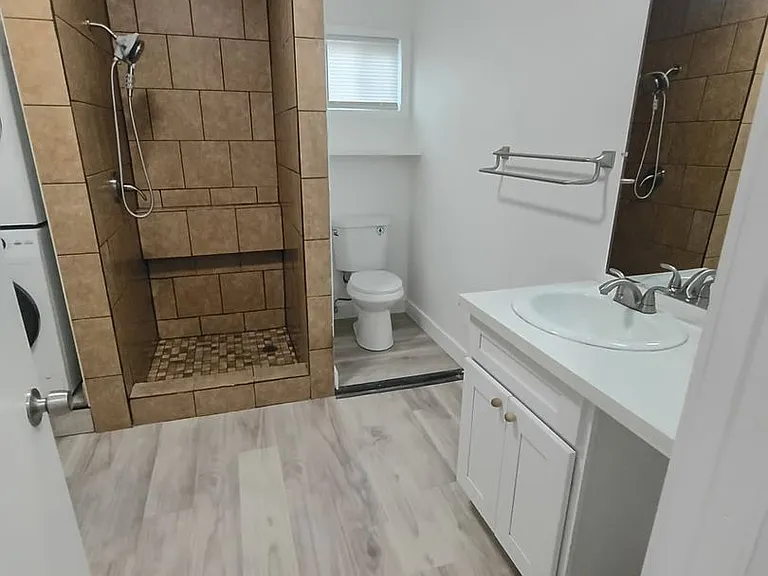 Upgraded 1 bedroom/1 bath in Beaumont! — Photo 12