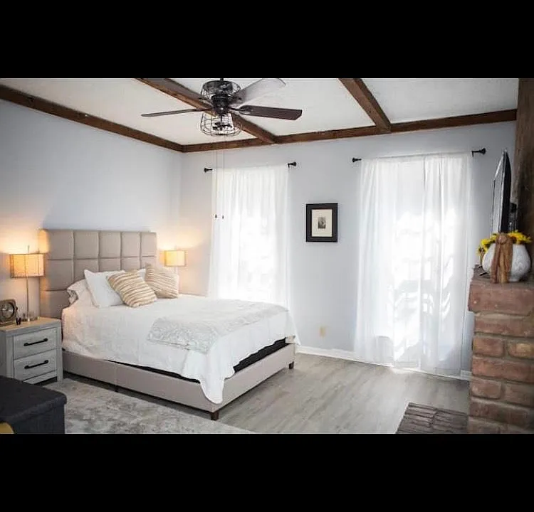 214 Covington Ave #1