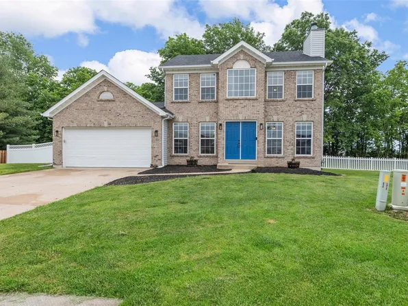 303 Glenhaven Dr, Troy, MO 63379