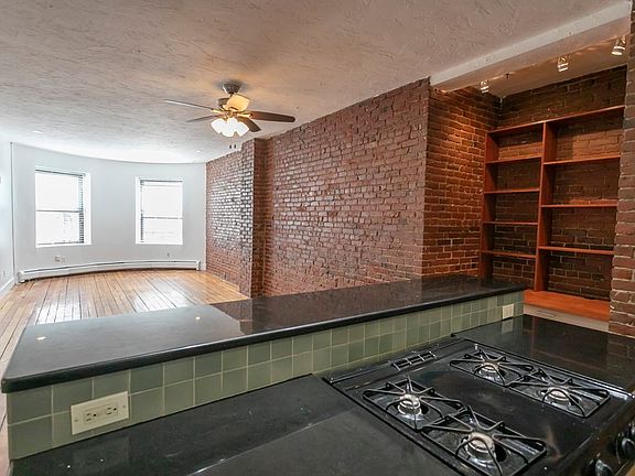 3rd image of 101 Cedar St #2
