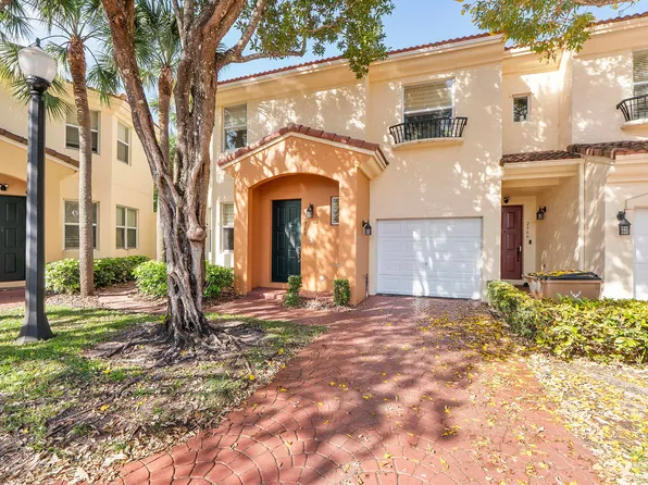 2968 Deer Creek Country Club Boulevard, Deerfield Beach, FL 33442