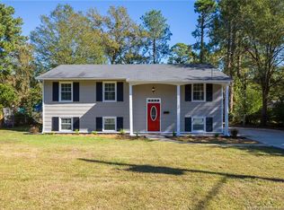 5042 Hampshire Dr, Fayetteville, NC 28311