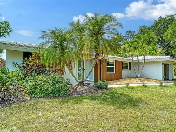 2501 Mooring Ln, Sarasota, FL 34231
