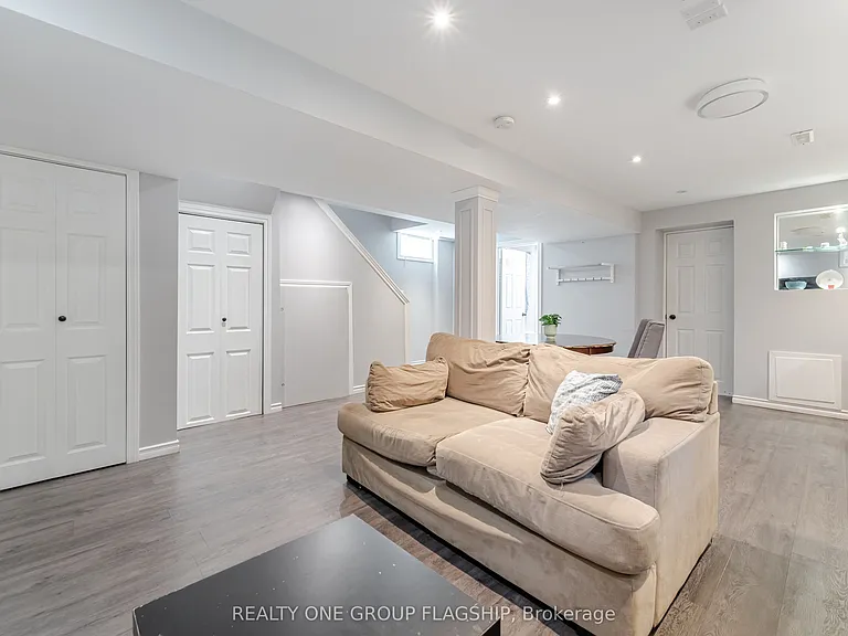 7267 Windbreak Ct — Photo 40