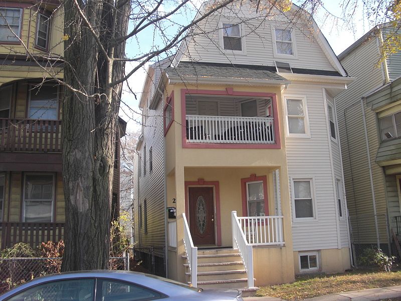 1st image of 26 S 17th St
