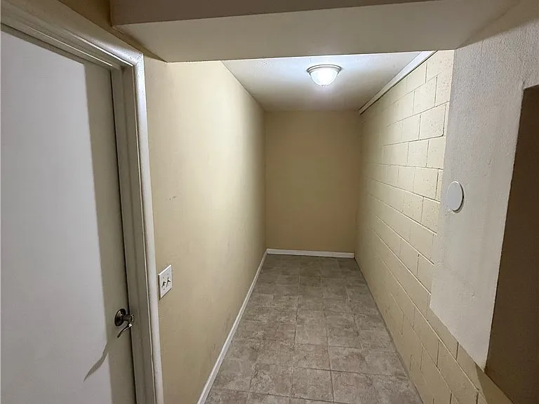 5195 Walnut St #14 — Photo 24