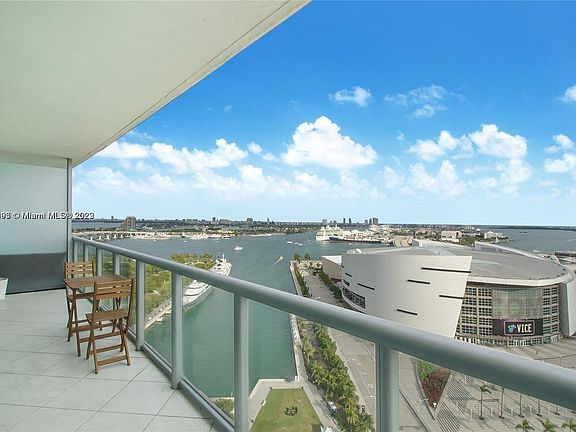 4th image of 888 Biscayne Blvd #1-2006