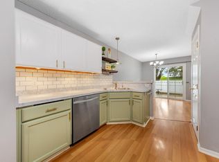 7917 Autumn Ridge Ave, Chanhassen, MN 55317