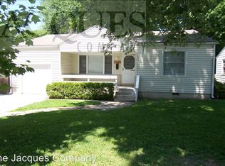 1537 N Waverly Ave, Springfield, MO 65803