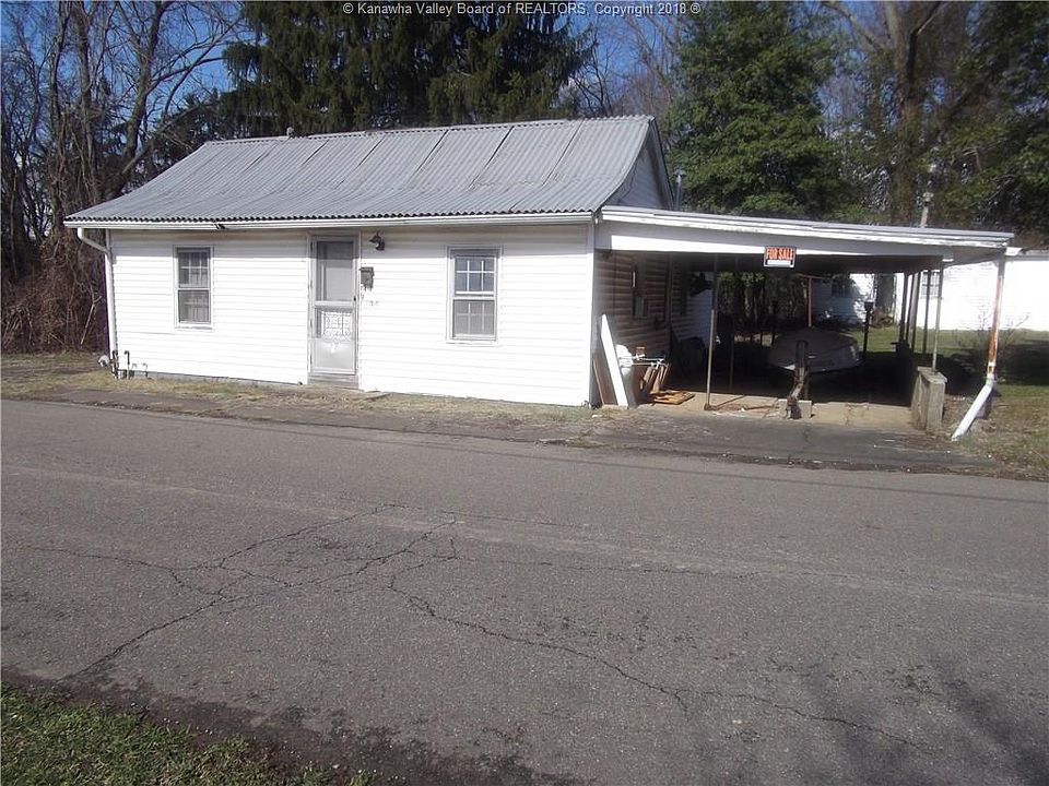 2nd image of 367 Maple St