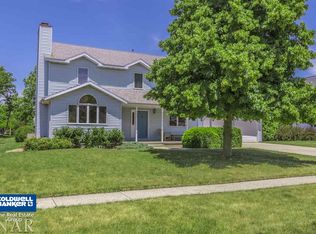 3214 Dorset Ct, Bloomington, IL 61704