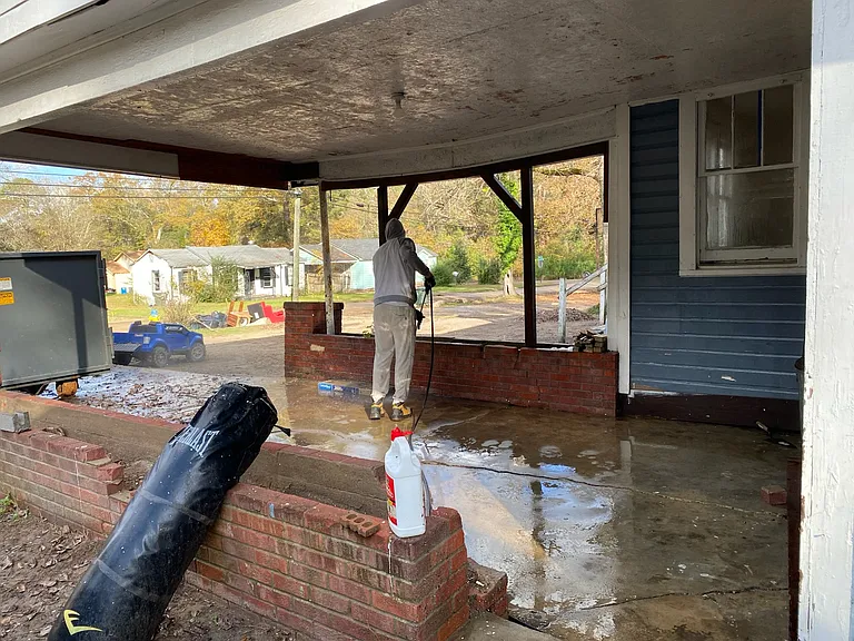 904 Eastland Ave — Photo 12
