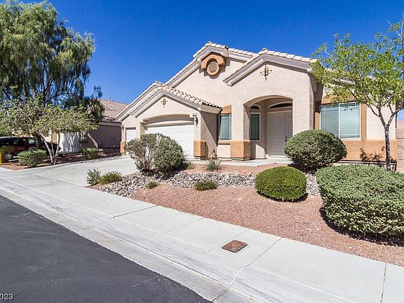 2nd image of 2812 Tropicbird Dr