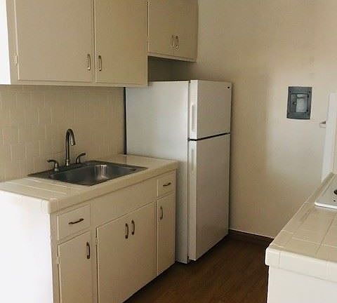 2nd image of 1007 Willow St APT 3