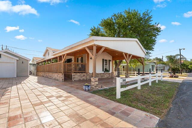 1st image of 25495 Goldenrod Ln