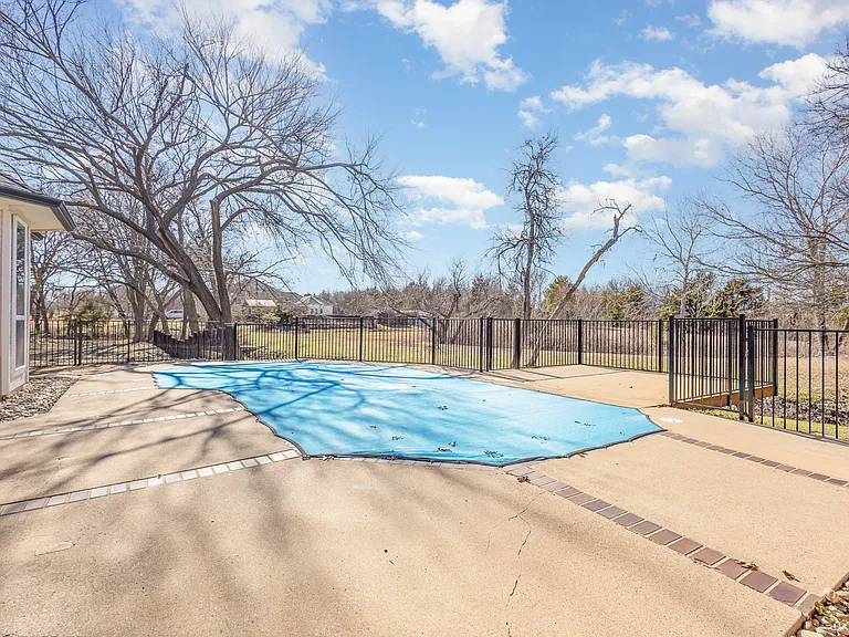 3227 Preston Hills Cir — Photo 34