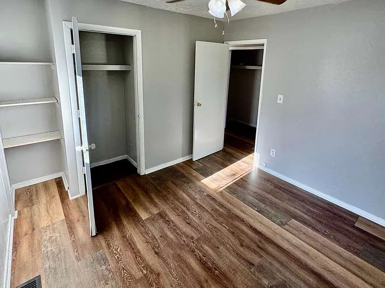 17001 Lipton Ave — Photo 9