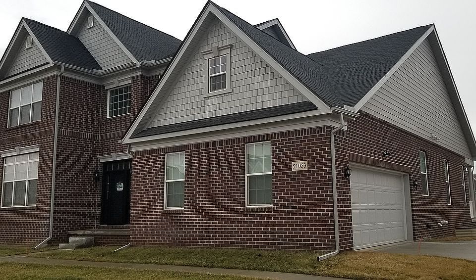1st image of 51053 Laurel Park #122