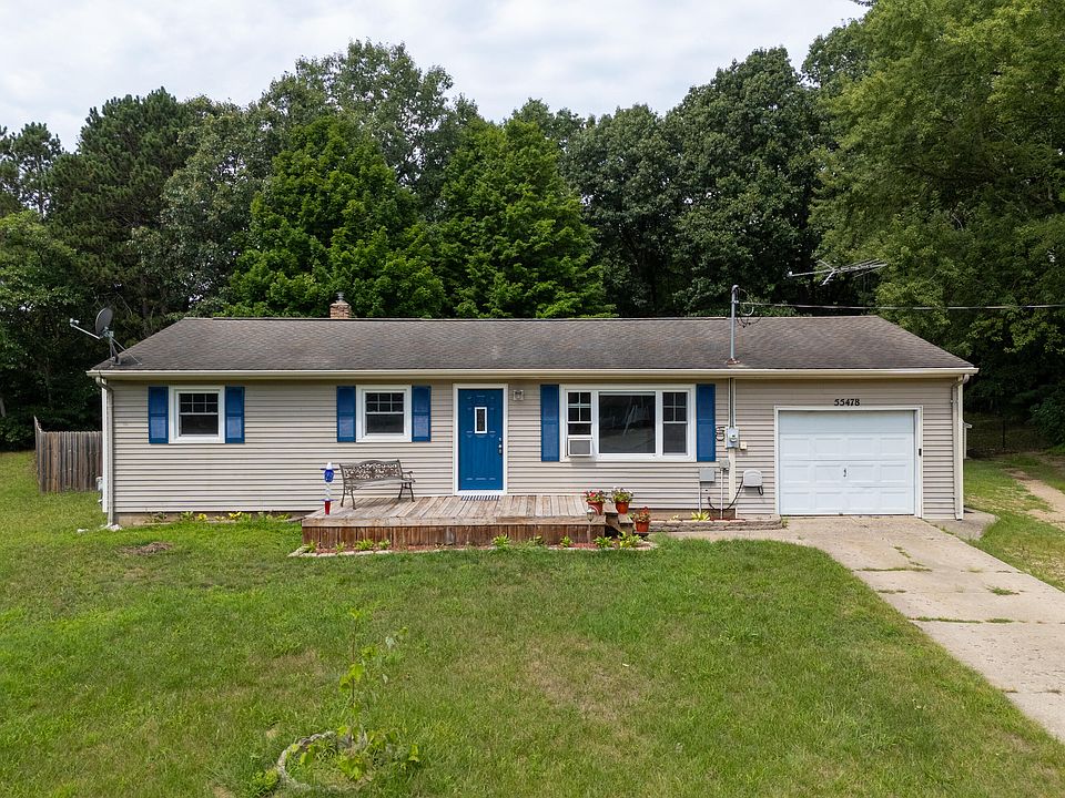 1st image of 55478 Giddings Ct