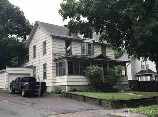 215 N Maple St, Ishpeming, MI 49849