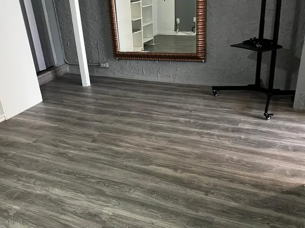 1702 S Diamond St, Santa Ana, CA 92704