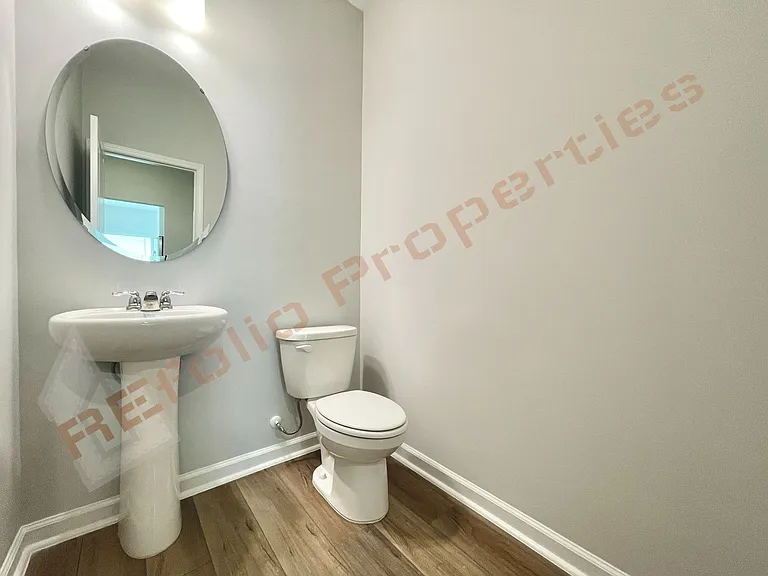 1605 Immagene Way — Photo 9