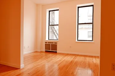 Rented by Peter Ashe