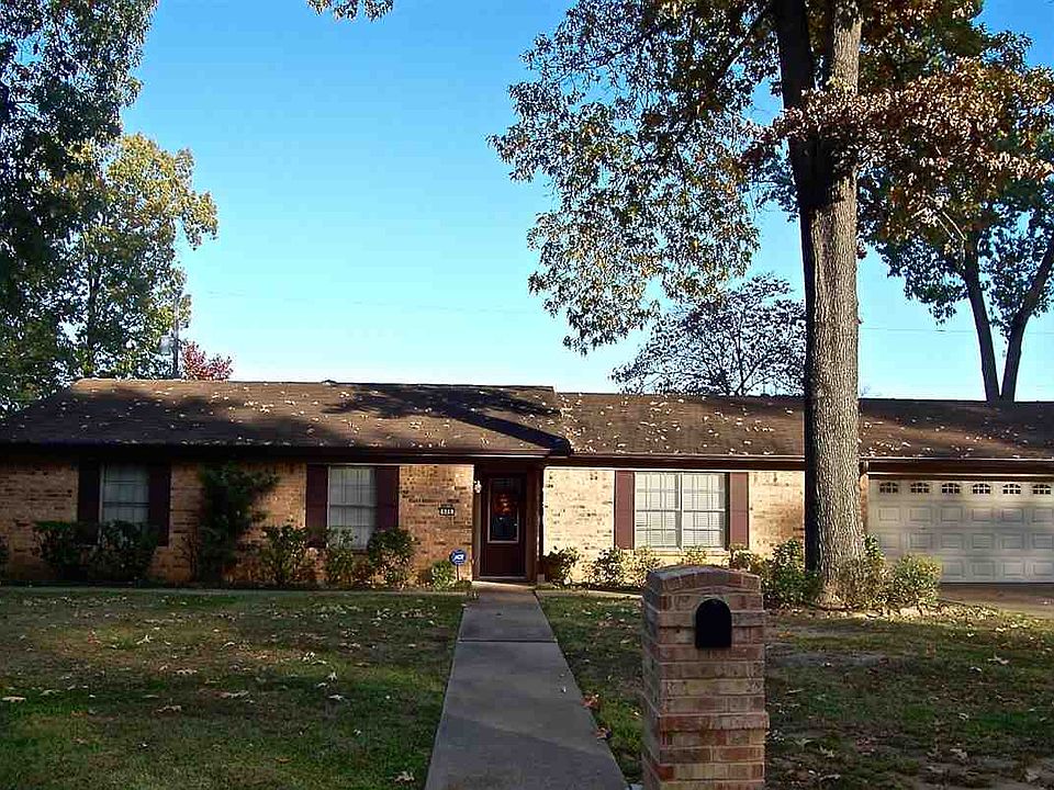 1st image of 606 Rockwall Dr