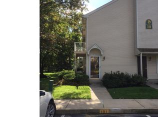 1004 Aberdeen Ln, Blackwood, NJ 08012