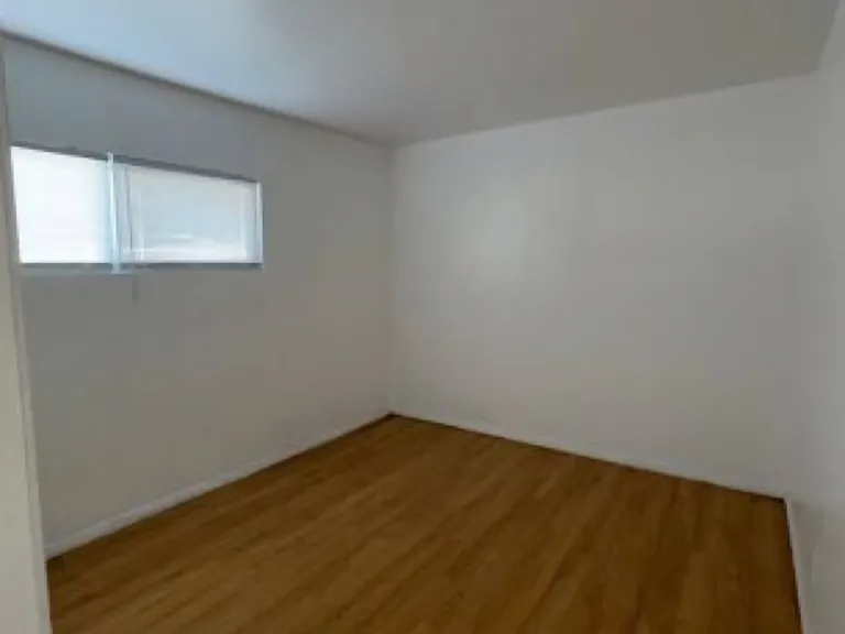 18151 Roscoe Blvd #G — Photo 7