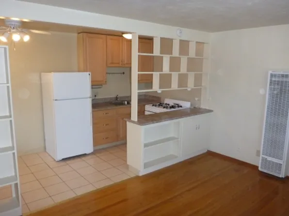4151 Emerald St APT 5, Oakland, CA 94609