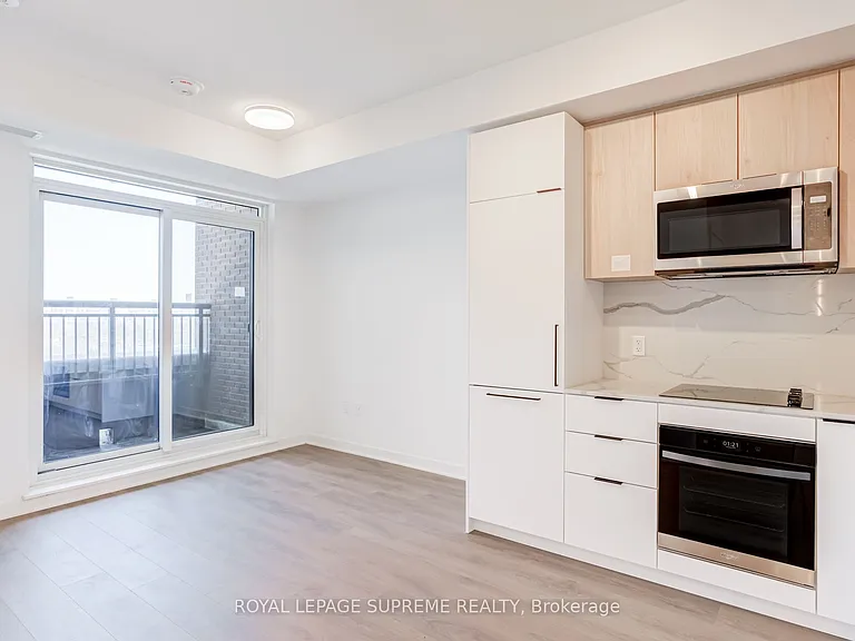 1185 Dupont St SE #505 — Photo 4