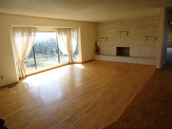 4th image of 11412 S Chalet Dr