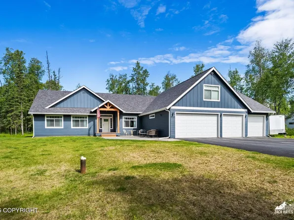8348 E Fork Cir, Wasilla, AK 99654