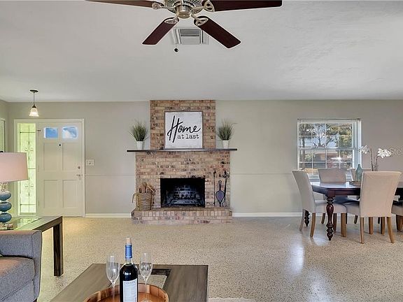 5th image of 2038 Jessamine Ct