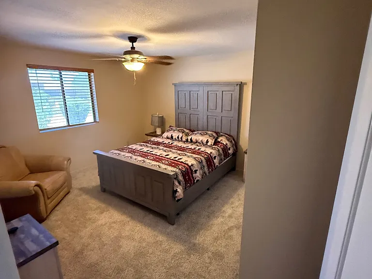1163 E Manor Dr — Photo 13