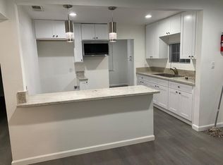 8365 Tamarind Ave #B, Fontana, CA 92335