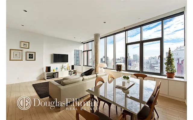 Sold by Douglas Elliman | media 14