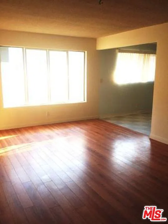 Building Photo - 1120 San Rafael Ave #G