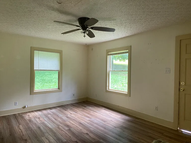8994 Nashville Rd — Photo 4