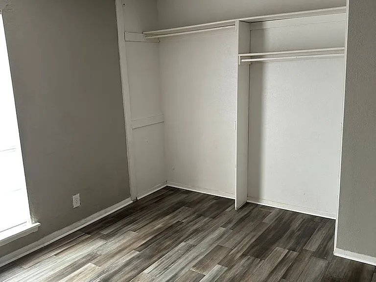 The Lewiston Apartments — Photo 8