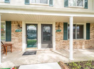 38146 Jamestown Dr, Sterling Heights, MI 48312